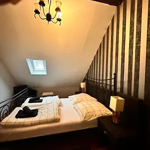  Hostel Adam's - Self Check-in & Only Private